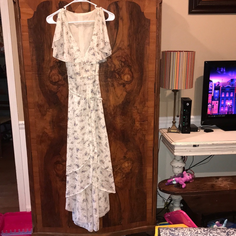 Beautiful Vintage 70’s Wrap Dress